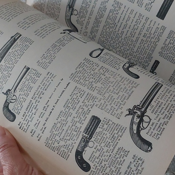 1970 Bannerman Catalogue Of Military Goods - 1927 Guns Medals Book - Picture 9 of 10